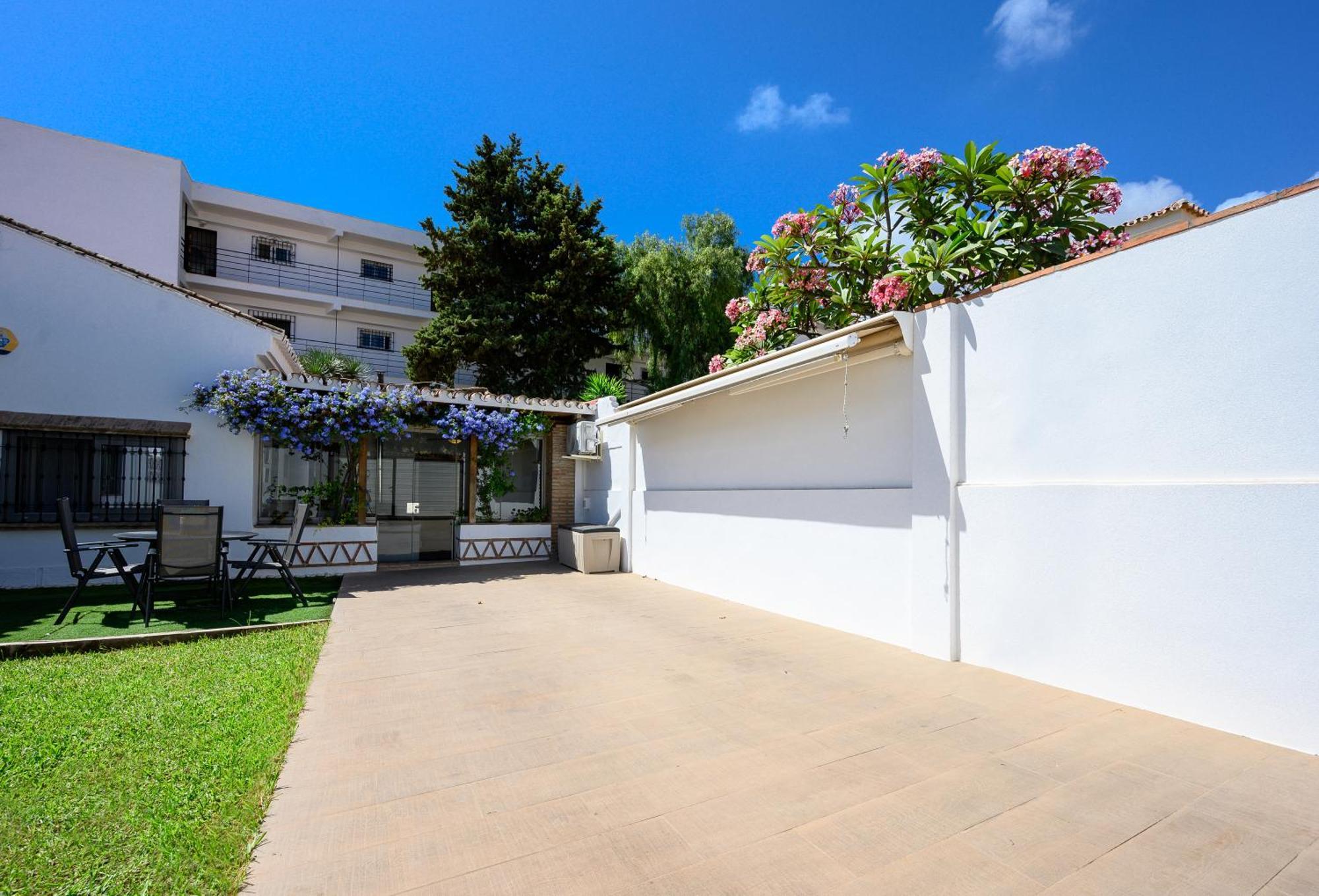 Chalet En Puerto Marina بينالماذينا المظهر الخارجي الصورة